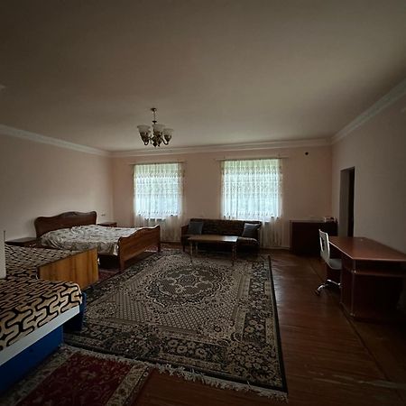 Ashot&Gohar B&B Chʼiva Exteriör bild