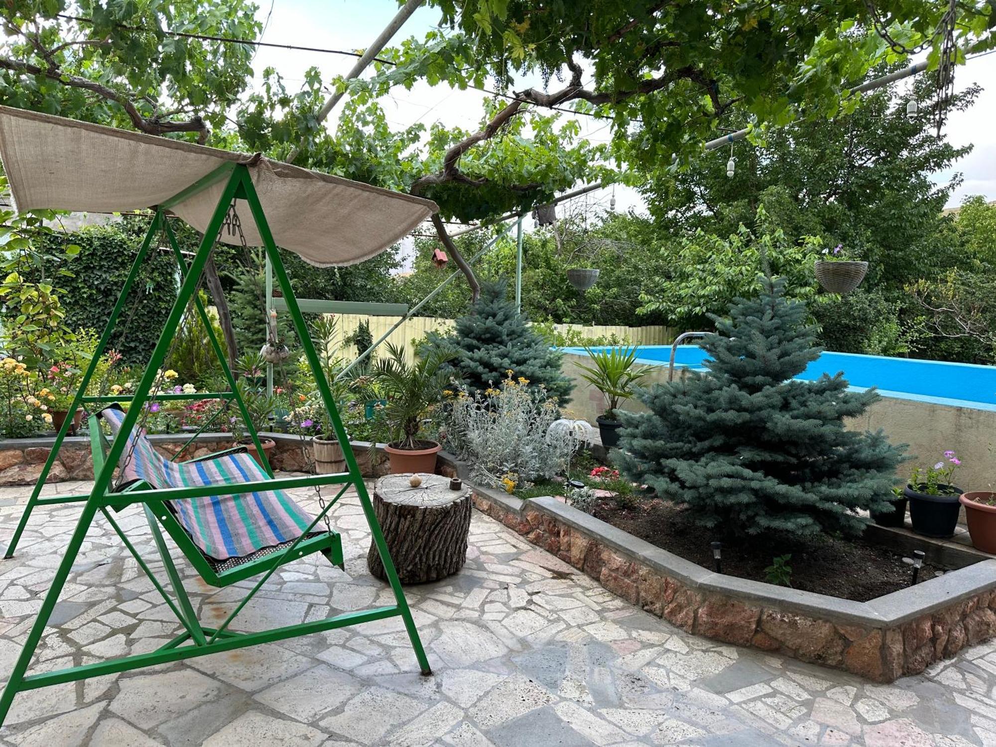 Ashot&Gohar B&B Chʼiva Exteriör bild