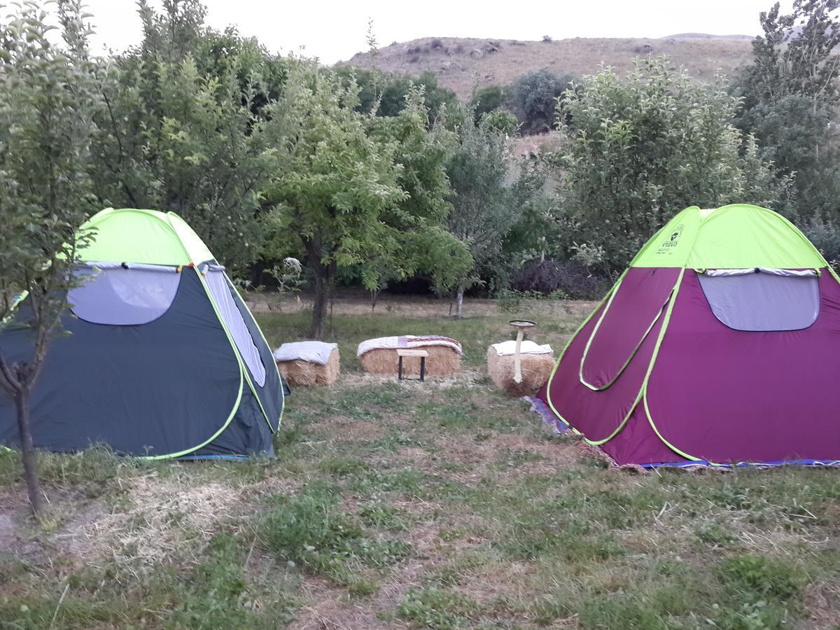 Ashot&Gohar B&B Chʼiva Exteriör bild