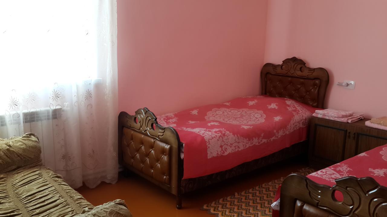 Ashot&Gohar B&B Chʼiva Exteriör bild