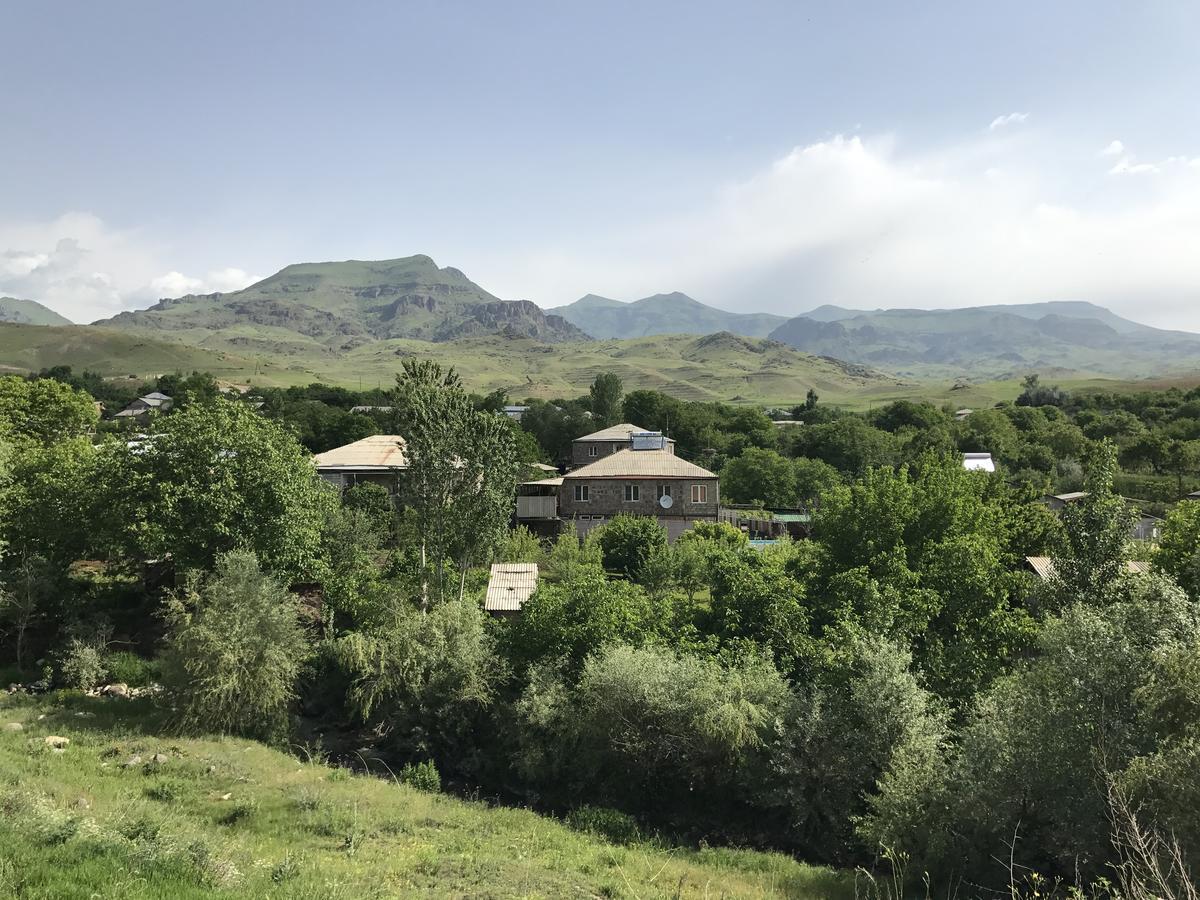 Ashot&Gohar B&B Chʼiva Exteriör bild
