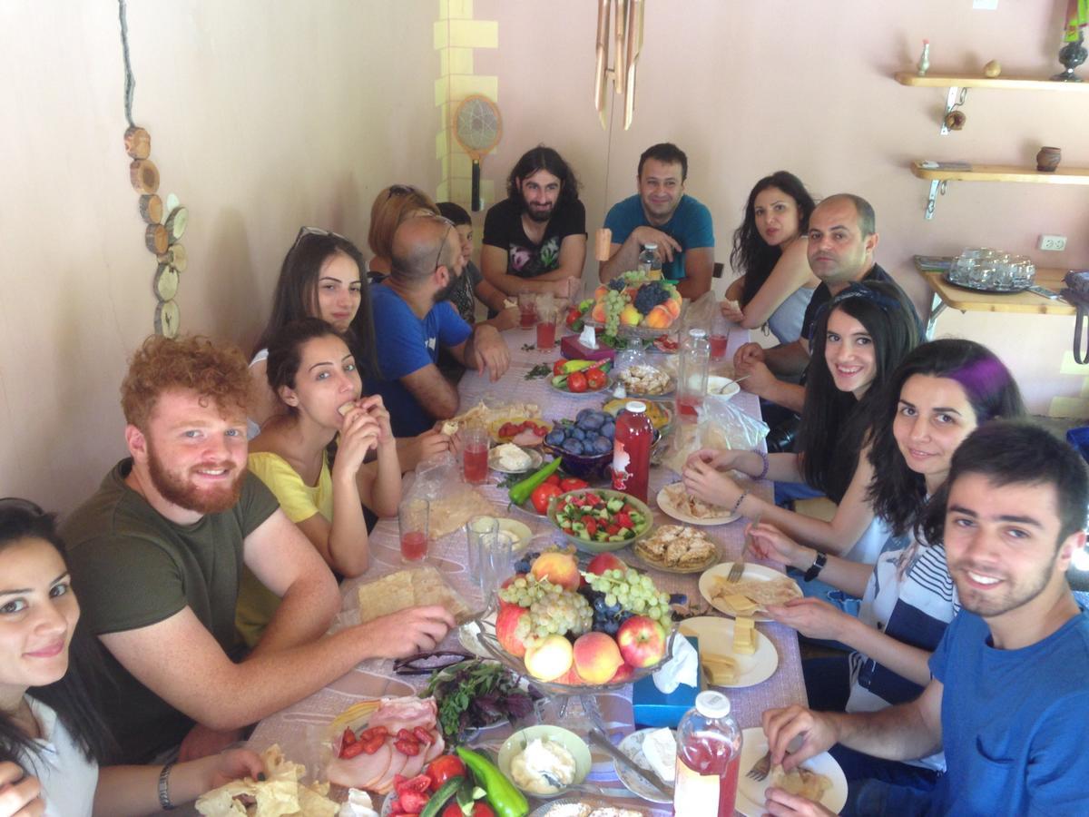 Ashot&Gohar B&B Chʼiva Exteriör bild